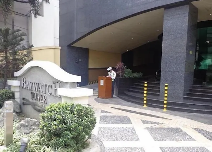 Apartment With Balcony And Bayview In Malate, *